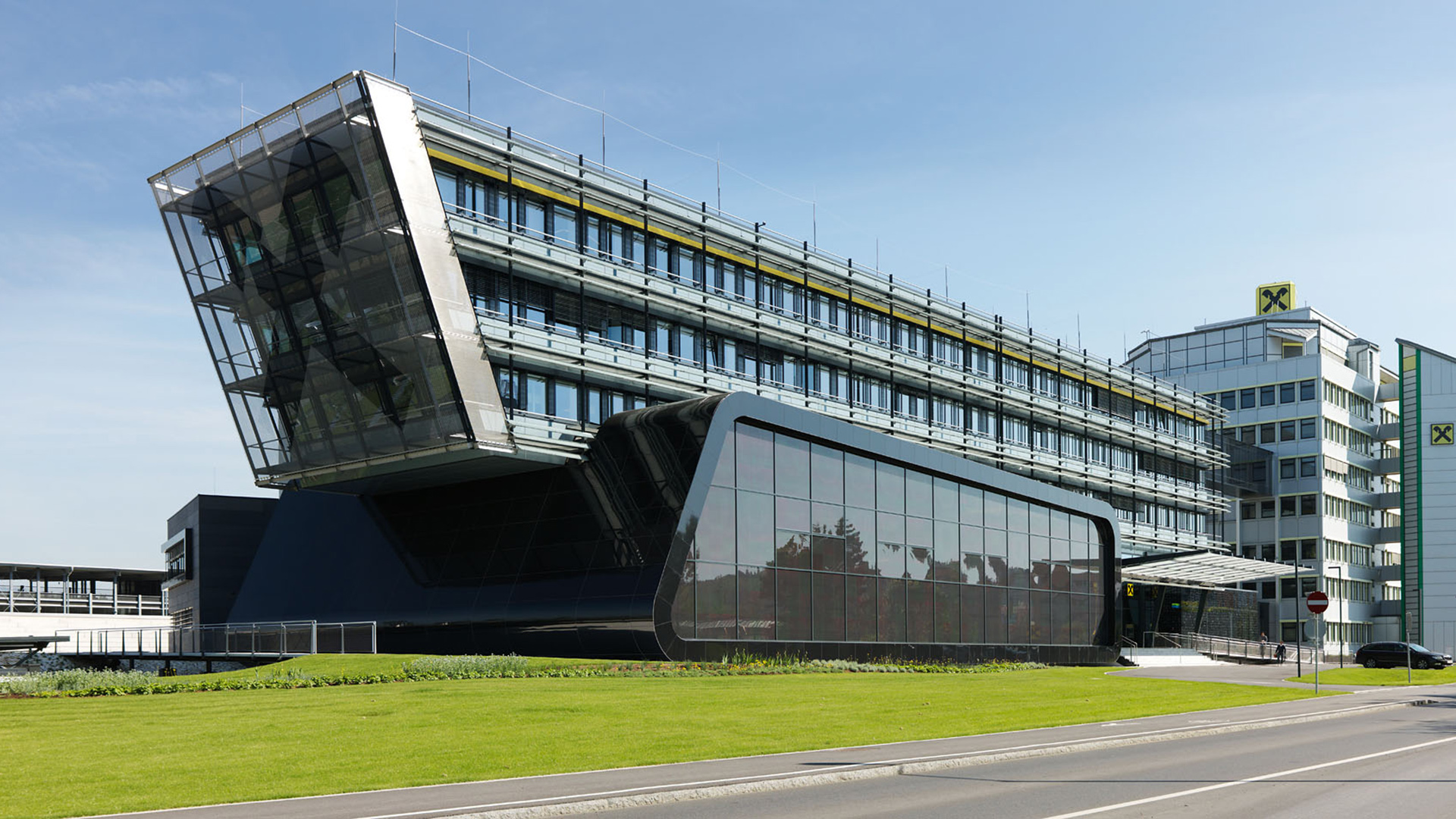 strohecker&partner-architekten-RLB-©paul-ott_RLB_002