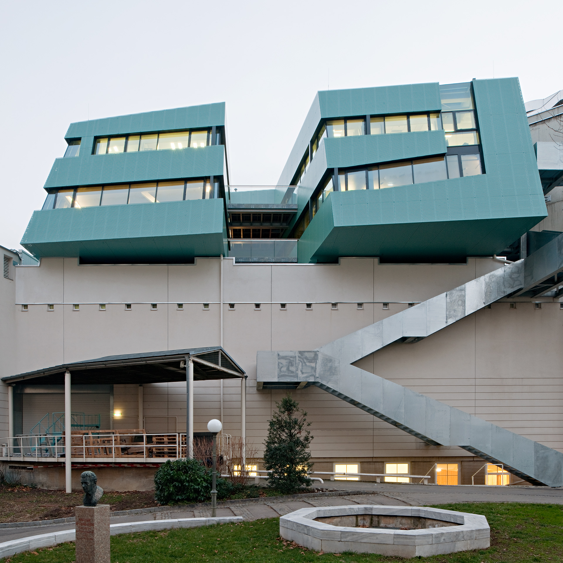 strohecker&partne-architekten-Thalia John Harris-_DSC1544_45_exp